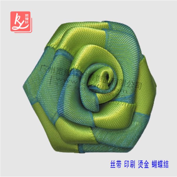 怎么用緞帶做玫瑰花？（緞帶玫瑰花）